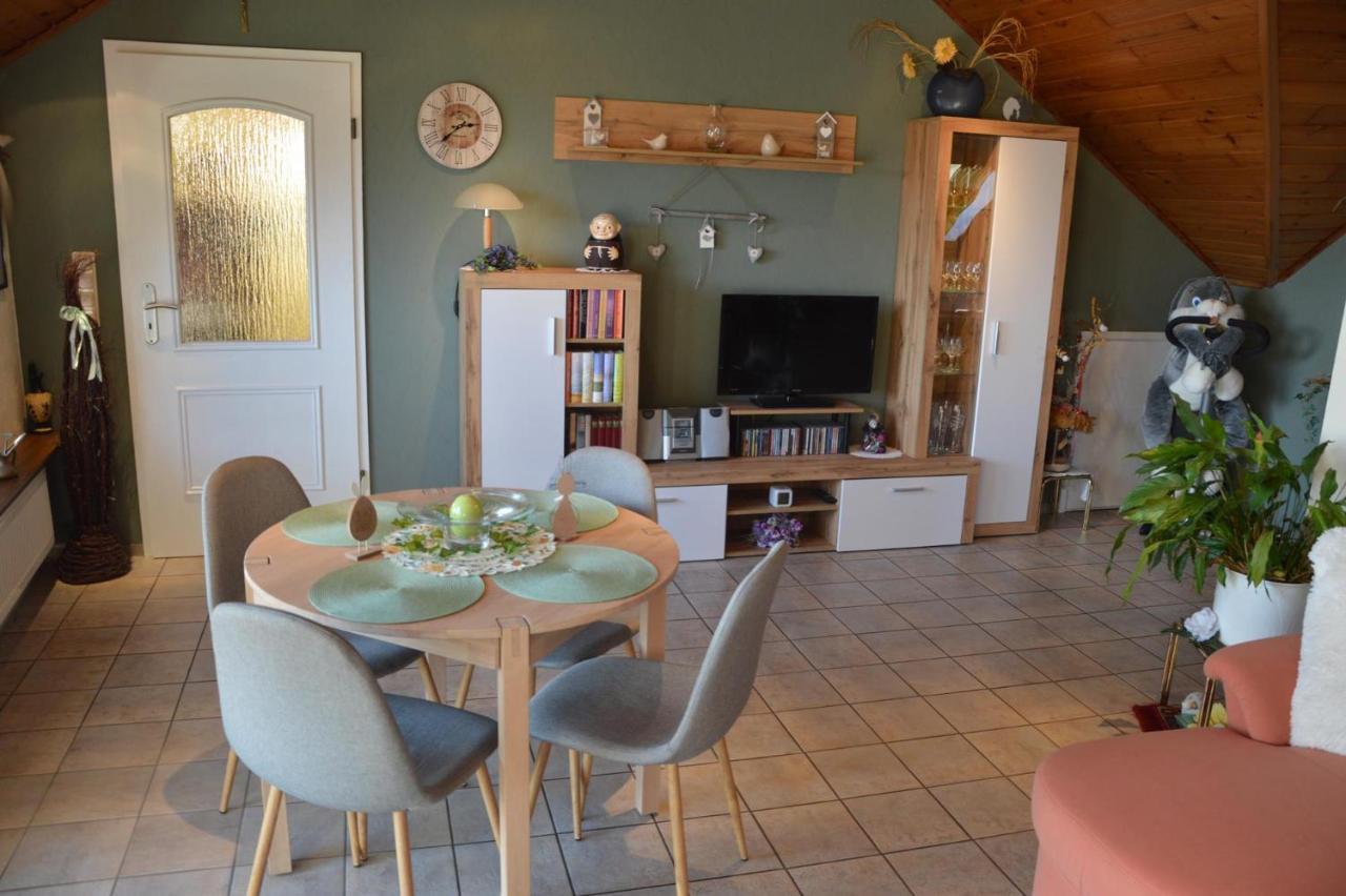 Ferienwohnung Auszeit Waxweiler Exterior photo