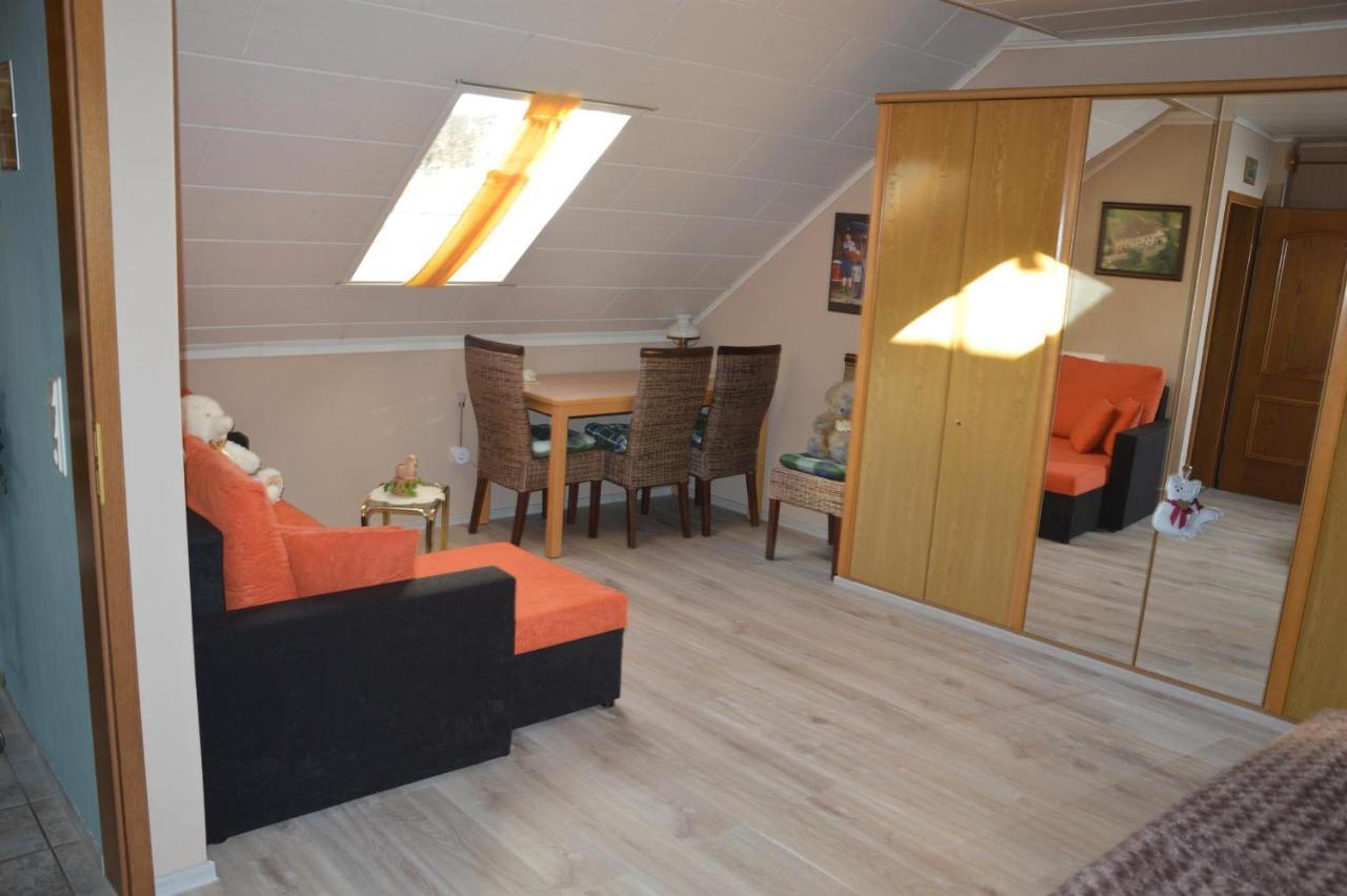 Ferienwohnung Auszeit Waxweiler Exterior photo